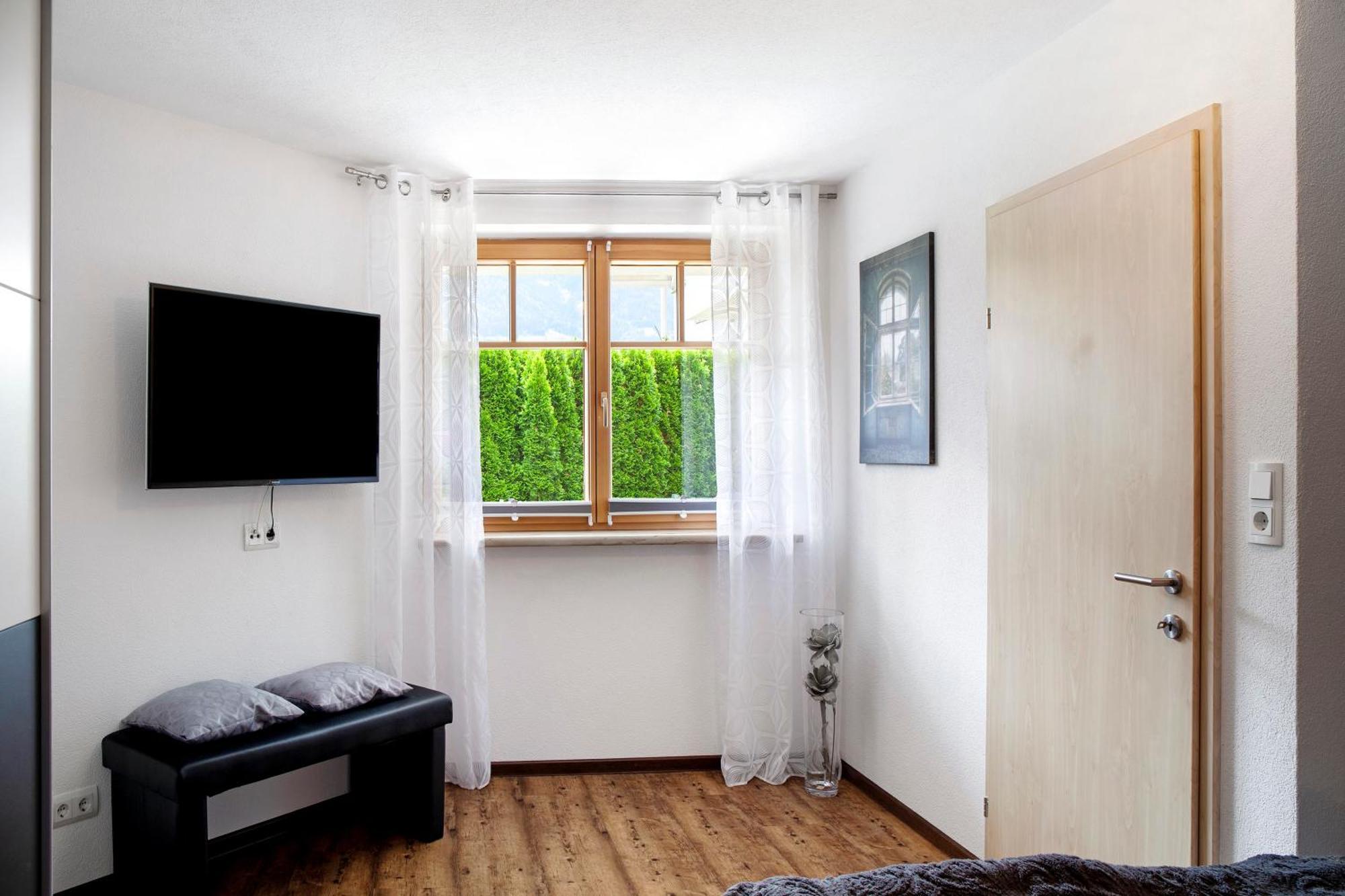 Mosers Ferienwohnung Am Sonnenhang Jenbach Exterior photo